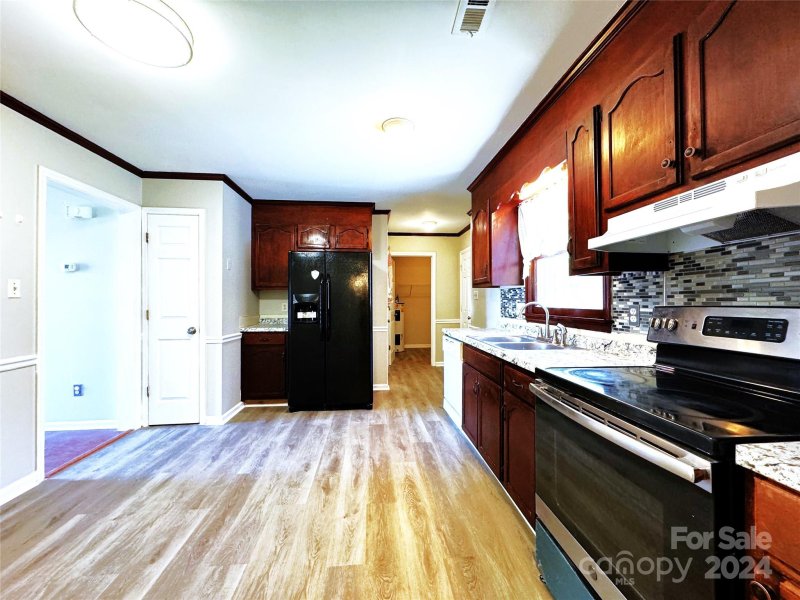 Property image 5 at 9116 Moss Cove Court, Charlotte, NC 28227