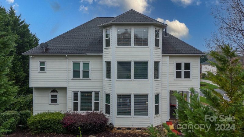 Property image 4 at 16420 Segars Lane, Huntersville, NC 28078