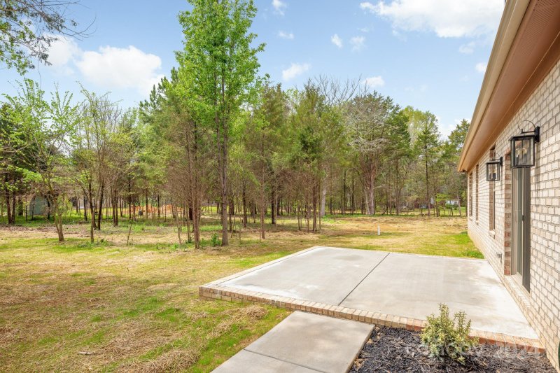 Property image 3 at 2301 Stallings Road, Harrisburg, NC 28075