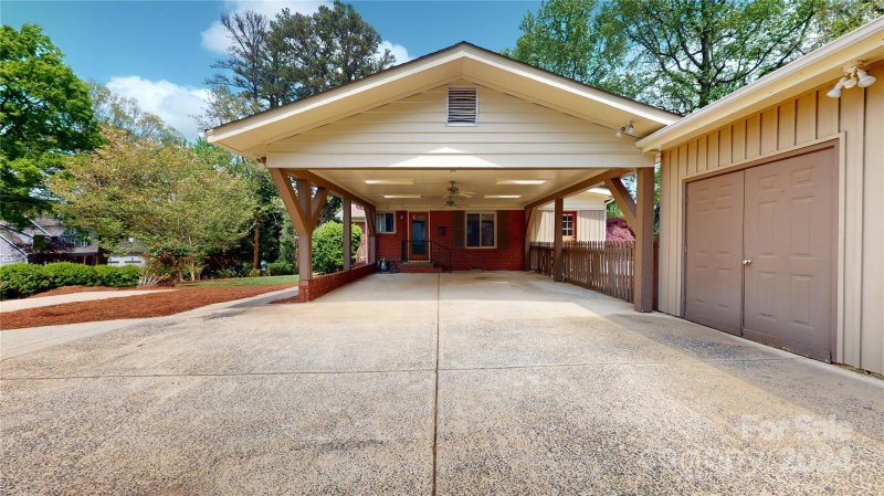 Property image 2 at 2128 Lanier Avenue, Charlotte, NC 28205