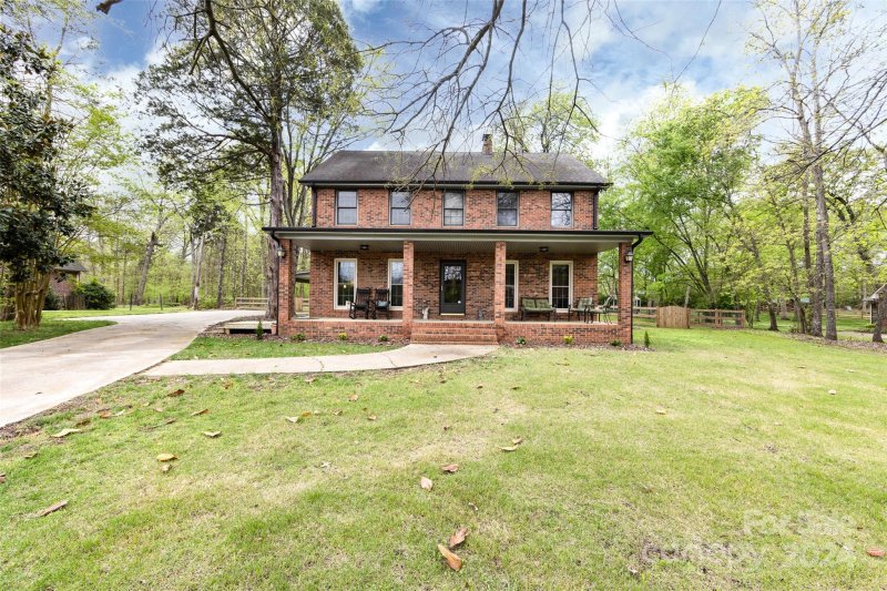 Property image 2 at 4020 Glen Haven Drive, Concord, NC 28027