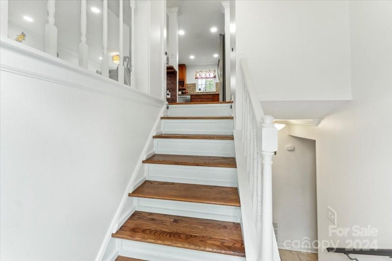 Property image 4 at 2316 Merimac Drive, Charlotte, NC 28273