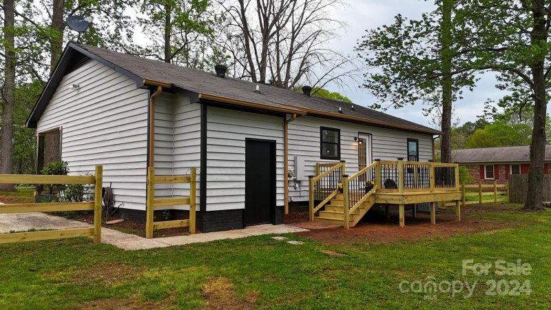 Property image 2 at 206 Dawn Drive, Mount Holly, NC 28120