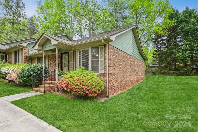 Property image 3 at 113 Phil Court, Fort Mill, SC 29715