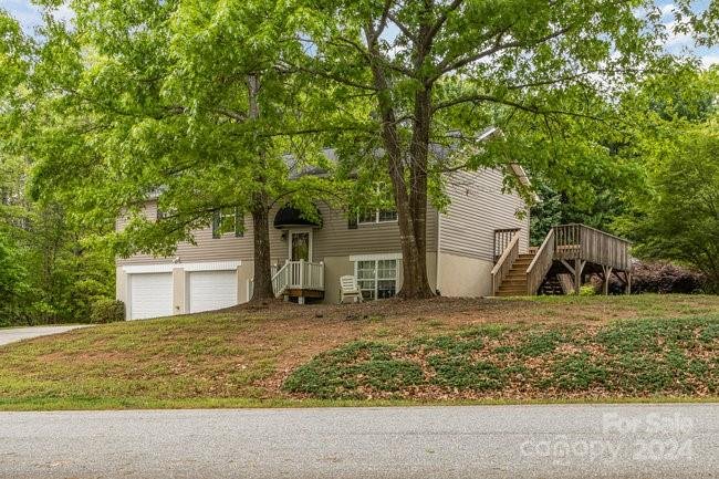 Property image 3 at 5129 Hanging Rock Court, Hickory, NC 28601