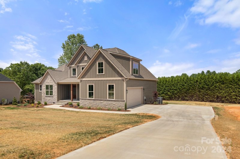 Property image 2 at 503 Yorkfield Drive, Shelby, NC 28150