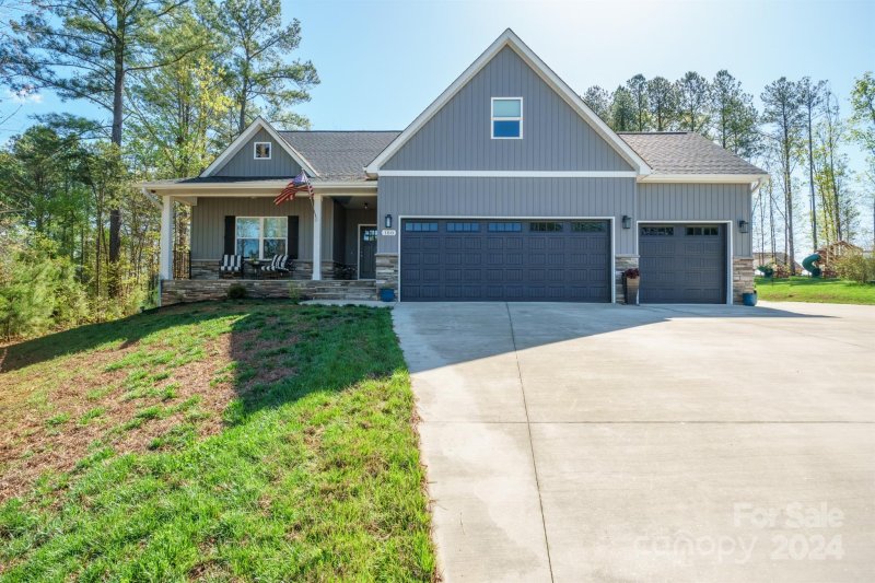 Property image 2 at 188 Greythorn Drive, Statesville, NC 28625