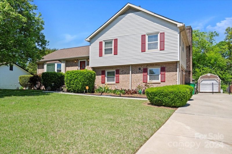 Property image 2 at 10707 Osprey Drive, Charlotte, NC 28226