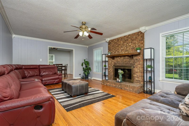 Property image 5 at 6008 Mallard Drive, Charlotte, NC 28227