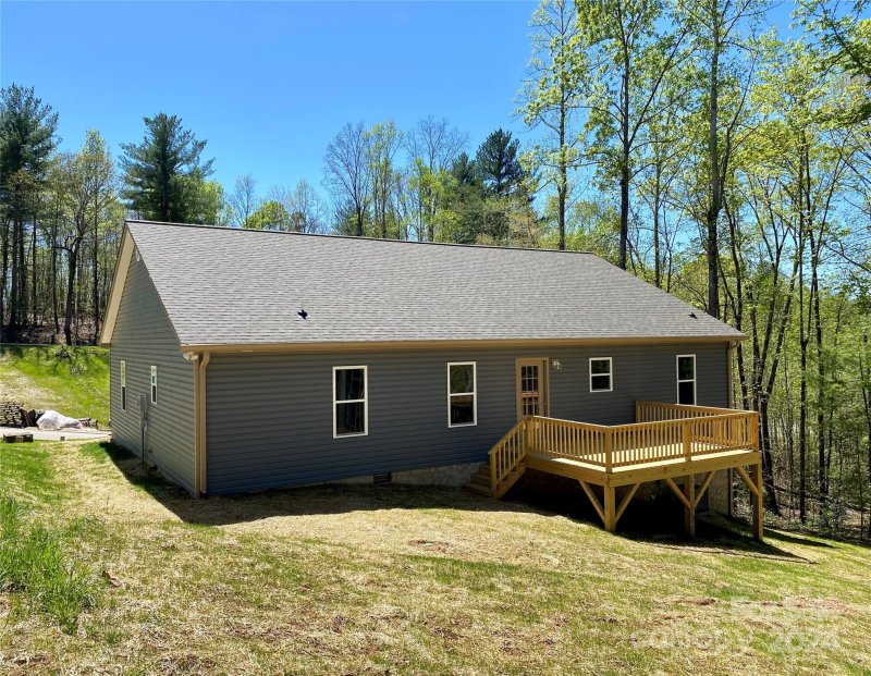 Property image 2 at 1215 Winter Place, Lenoir, NC 28645