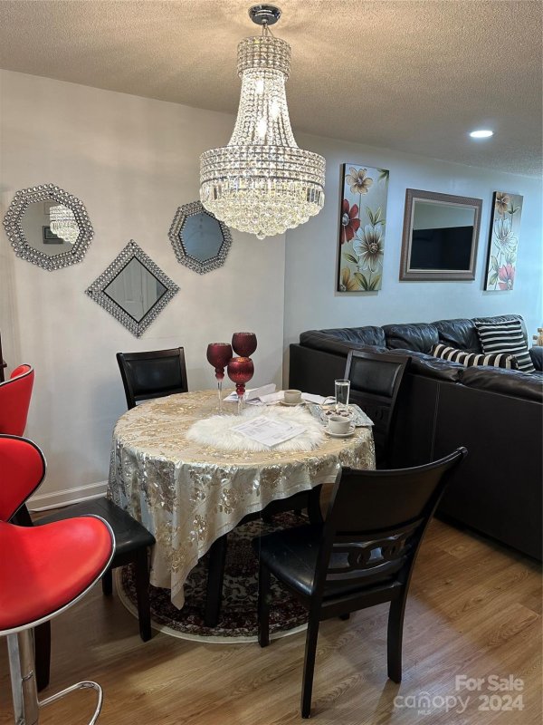 Property image 4 at 3824 Mosscroft Lane, Charlotte, NC 28215