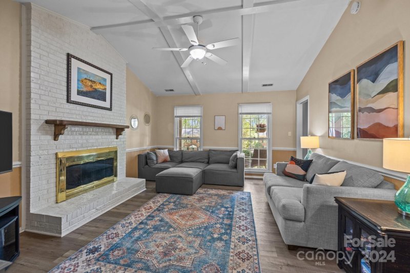 Property image 5 at 411 Scarborough Lane, Matthews, NC 28105