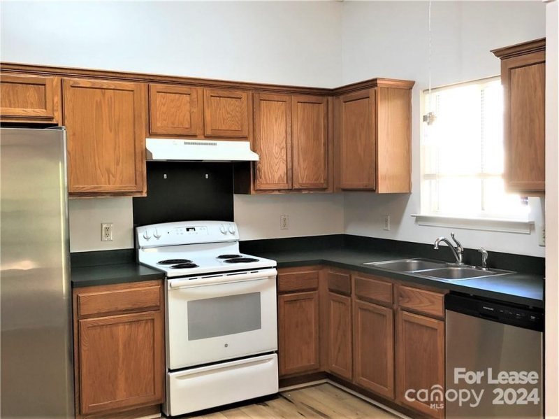 Property image 2 at 12243 Summer Creek Lane, Charlotte, NC 28269