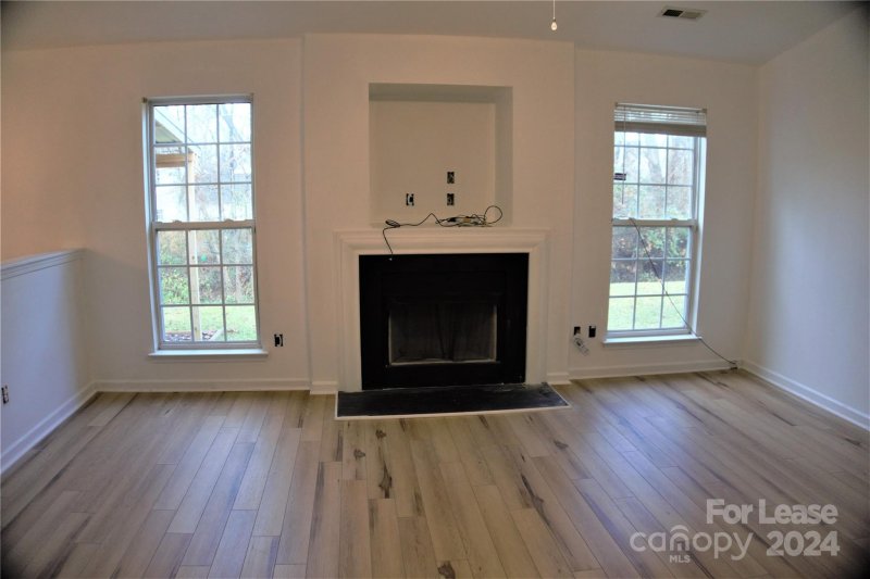 Property image 2 at 5927 Laurenfield Drive, Charlotte, NC 28269