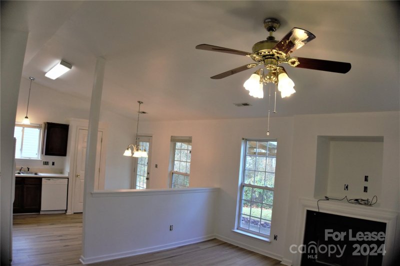 Property image 3 at 5927 Laurenfield Drive, Charlotte, NC 28269