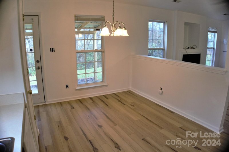 Property image 4 at 5927 Laurenfield Drive, Charlotte, NC 28269