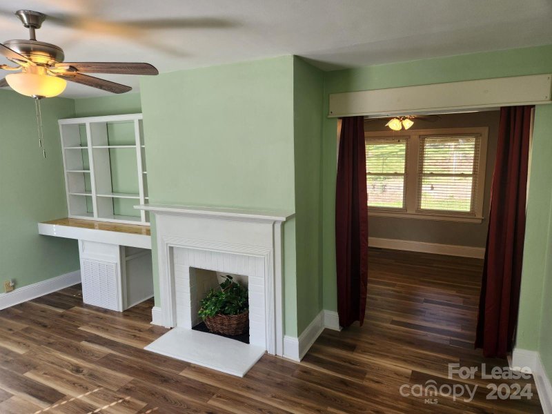 Property image 2 at 2016 Cartier Way, Charlotte, NC 28208