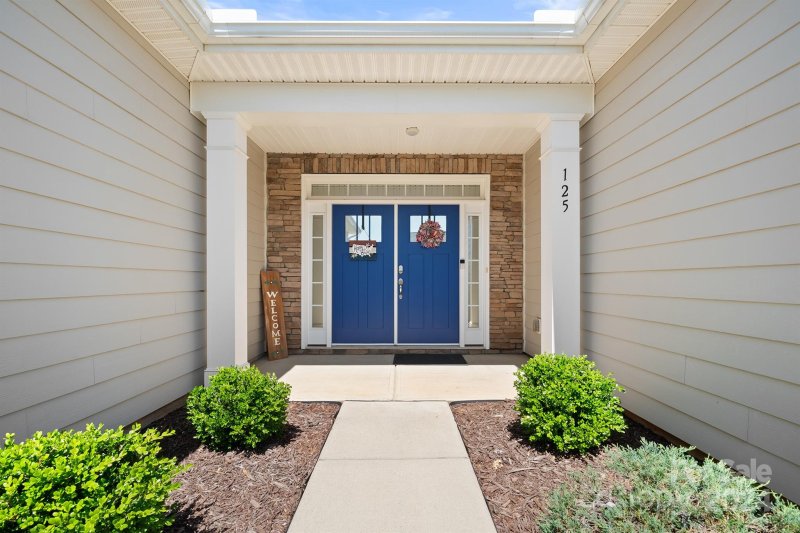 Property image 3 at 125 Margo Lane, Statesville, NC 28677