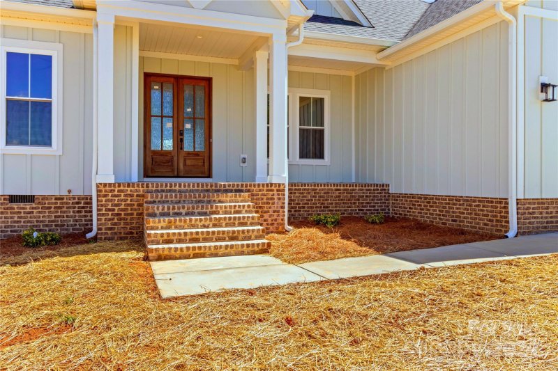 Property image 3 at 104 Capstone Court, Statesville, NC 28625