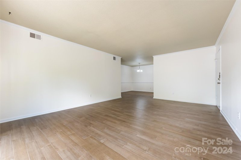 Property image 5 at 4739 Hedgemore Drive, Charlotte, NC 28209