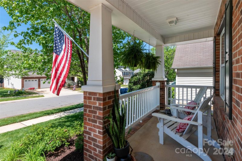 Property image 3 at 8009 Kew Gardens Court, Waxhaw, NC 28173