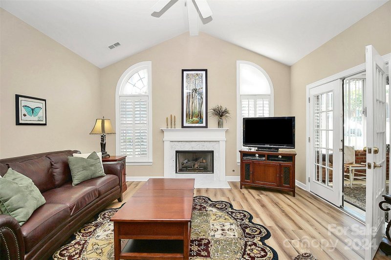 Property image 5 at 8235 Windsor Ridge Drive, Charlotte, NC 28277