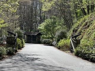 Property image 5 of 7a Chestnut Flats Lane in Villages of Plott Creek, Waynesville, NC 28786