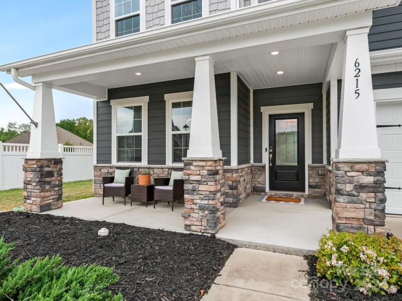 Property image 2 at 6215 Shumard Oak Way, Fort Mill, SC 29707