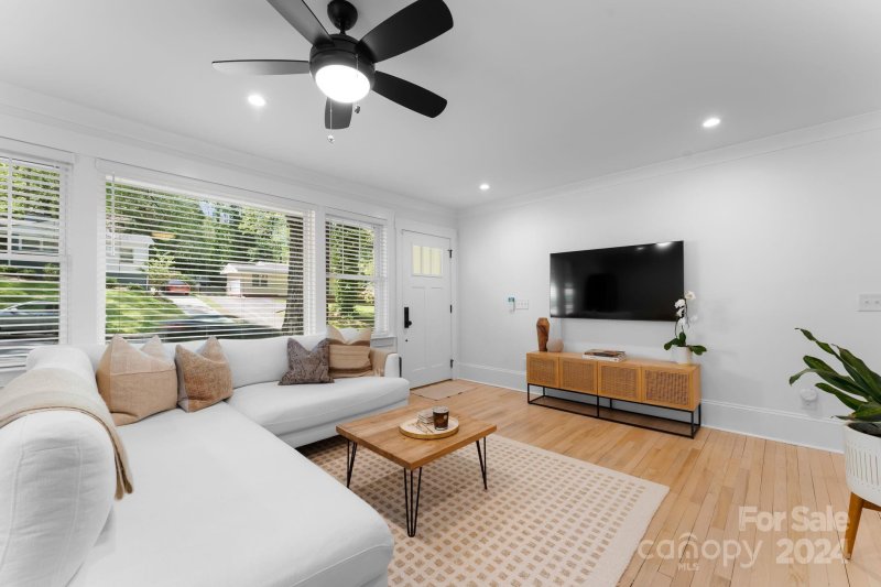 Property image 4 at 1837 Camp Greene Street, Charlotte, NC 28208