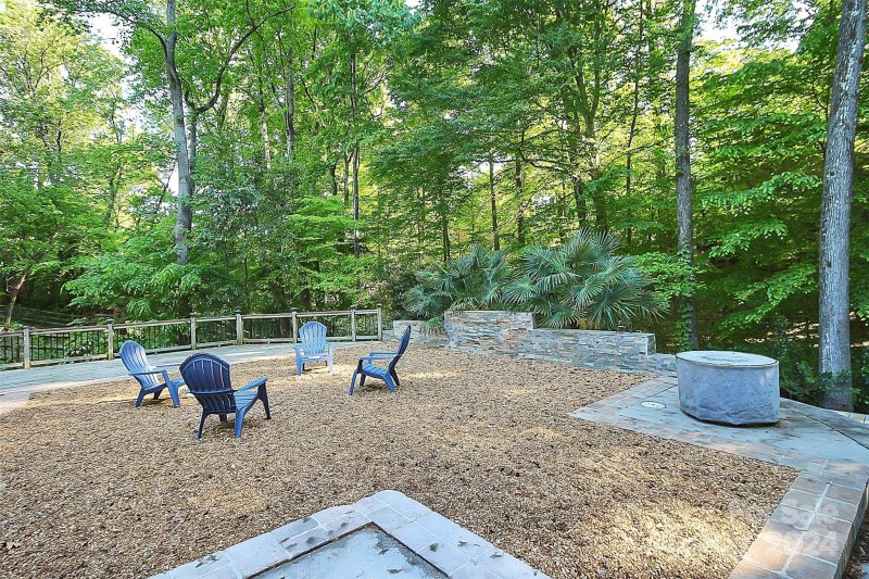 Property image 5 at 7109 Leaves Lane, Charlotte, NC 28213