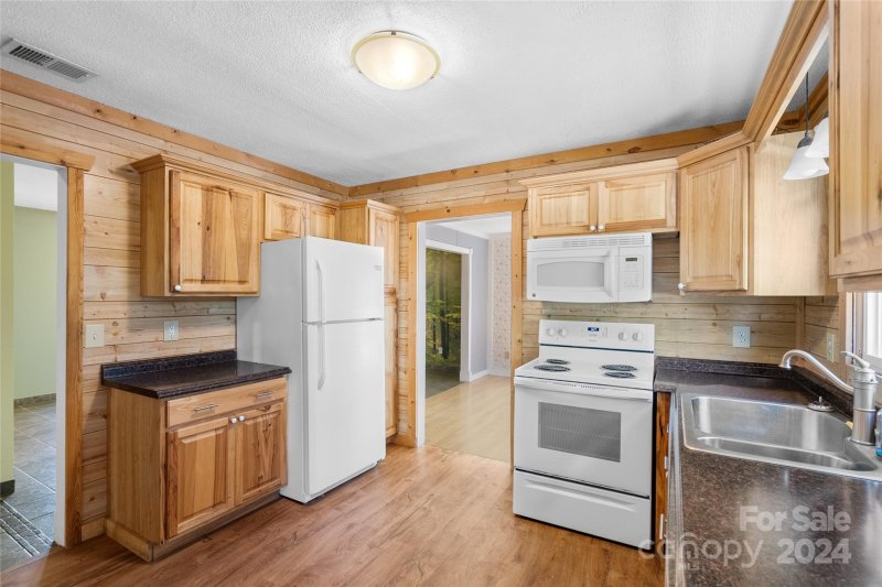 Property image 3 at 480 Keith Drive, Canton, NC 28716