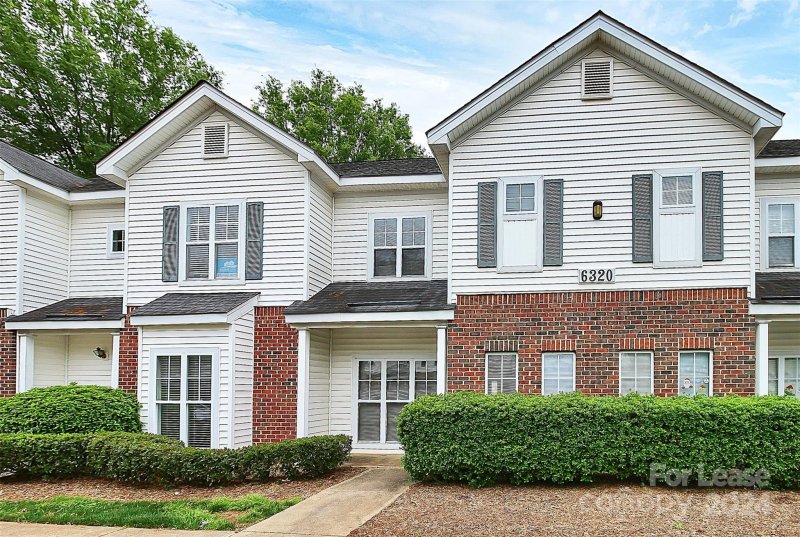 Property image 3 at 6326 Mallard View Lane, Charlotte, NC 28269