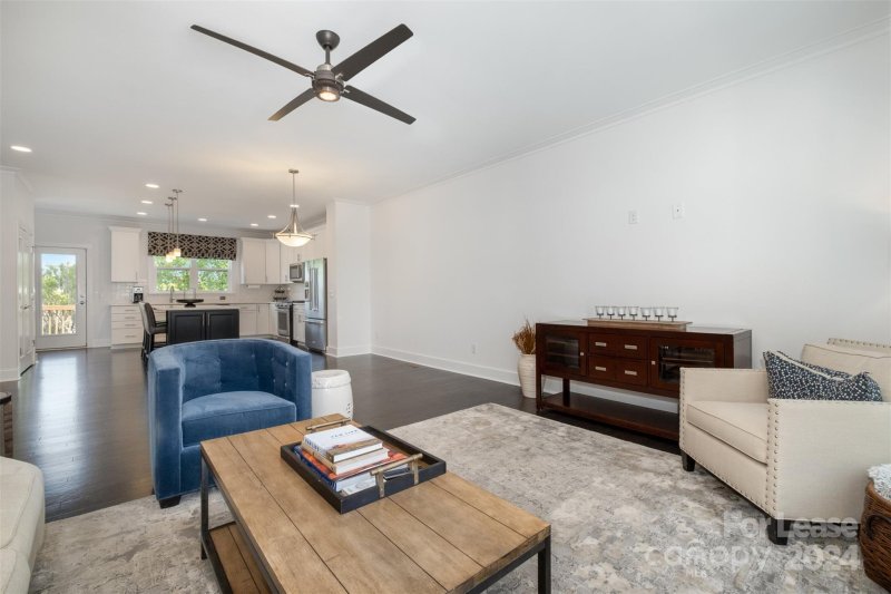 Property image 5 at 1903 Seegars Place, Charlotte, NC 28204