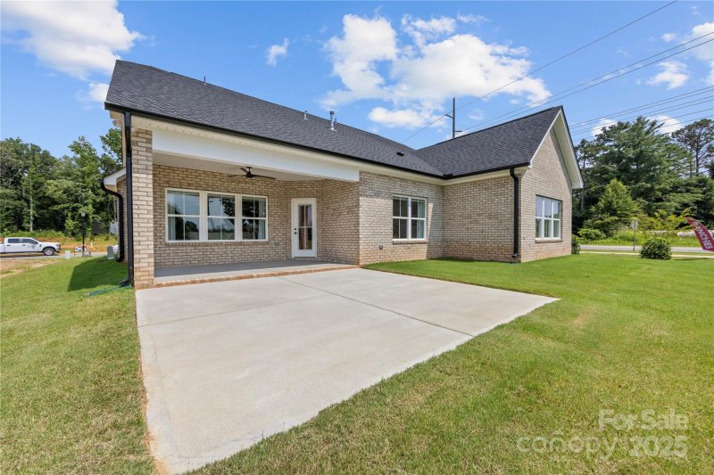 Property image 4 of 1005 Piper Meadows Drive in Piper Meadows, Waxhaw, NC 28173