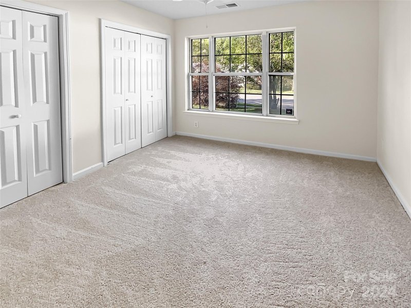 Property image 5 at 322 Long Creek Parkway, Charlotte, NC 28214