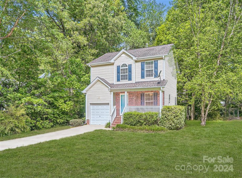 Property image 4 at 5424 River Falls Drive, Charlotte, NC 28215