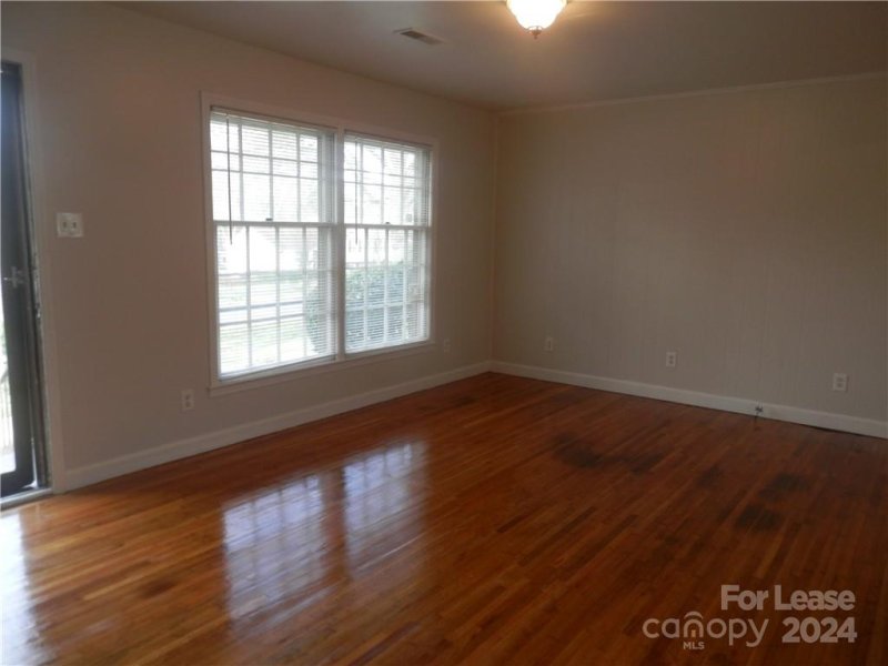 Property image 4 at 5901 Mcbride Street, Charlotte, NC 28215