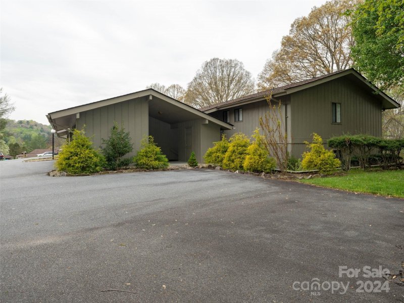 Property image 2 at 108 Glen Cannon Point, Pisgah Forest, NC 28768