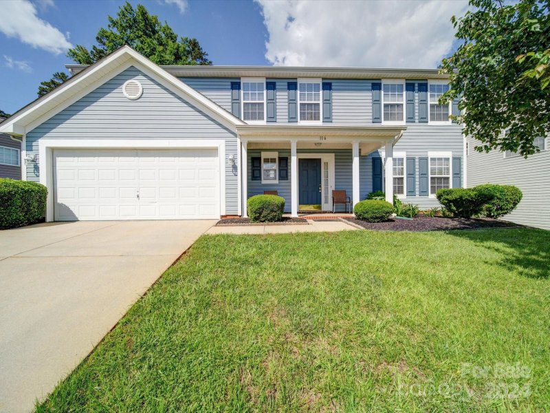 Property image 2 at 116 Wood Hollow Court, Mount Holly, NC 28120