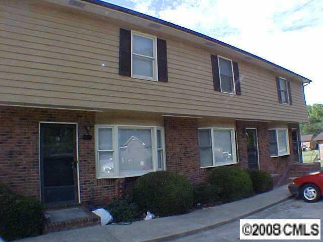 486 B Willow Spring Lane