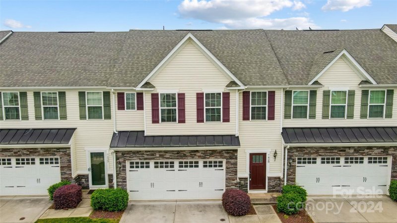 Property image 2 at 7428 White Elm Lane, Charlotte, NC 28273