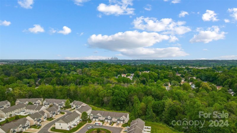 Property image 4 at 7428 White Elm Lane, Charlotte, NC 28273