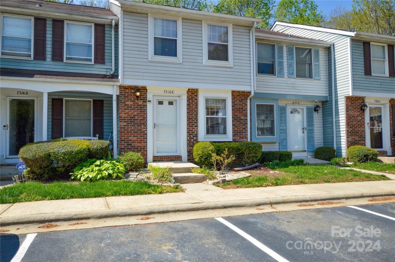 Property image 2 at 7316 Pebblestone Drive, Charlotte, NC 28212