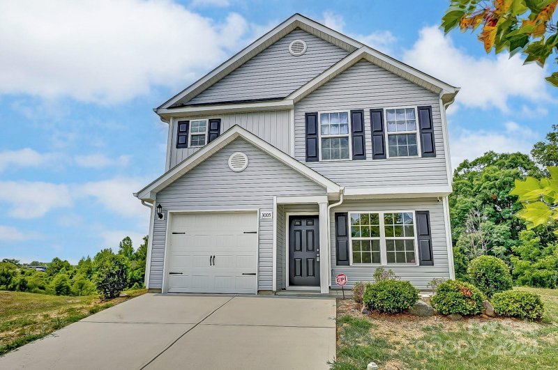 Property image 2 at 3005 Chatuge Court, Charlotte, NC 28214