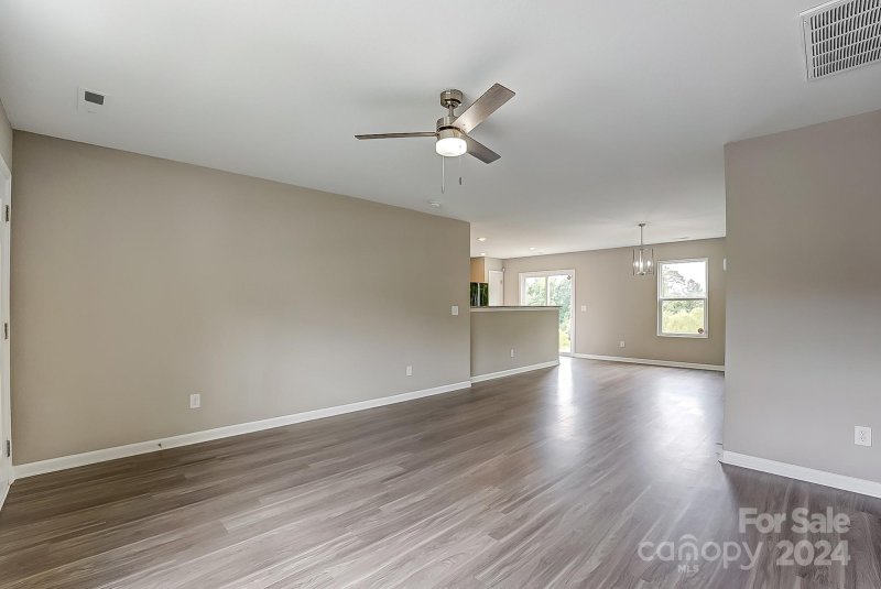 Property image 5 at 3005 Chatuge Court, Charlotte, NC 28214