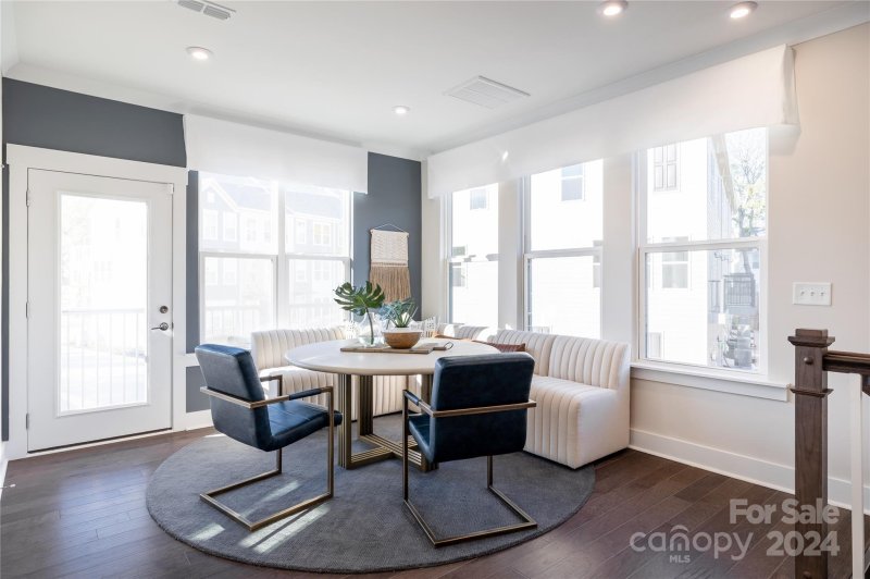 Property image 3 at 1449 Briar Creek Road, Charlotte, NC 28205