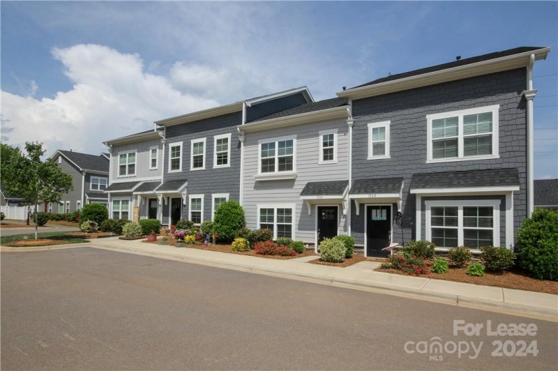 Property image 3 at 1166 Almerton Drive, Denver, NC 28037