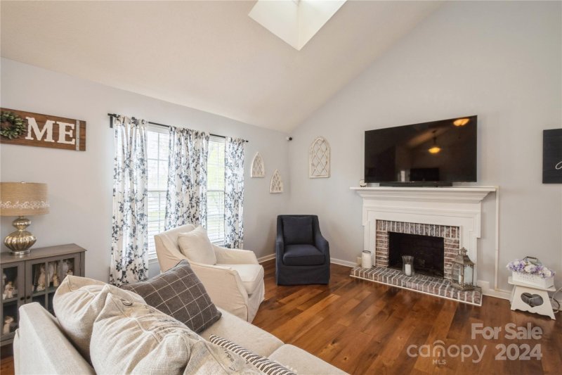 Property image 5 at 9430 Cantle Drive, Charlotte, NC 28216