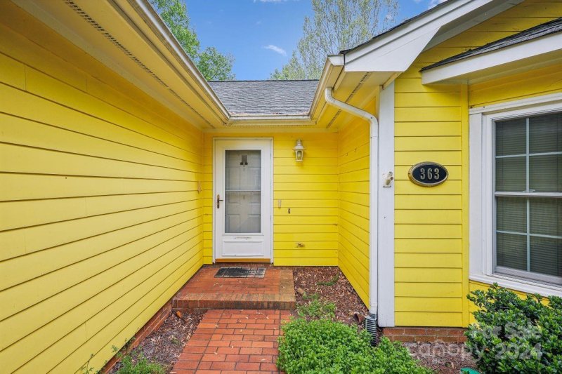 Property image 3 at 363 Mulberry Village Lane, Fort Mill, SC 29715