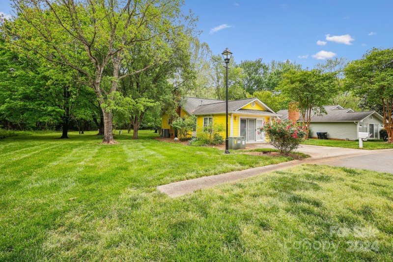 Property image 5 at 363 Mulberry Village Lane, Fort Mill, SC 29715